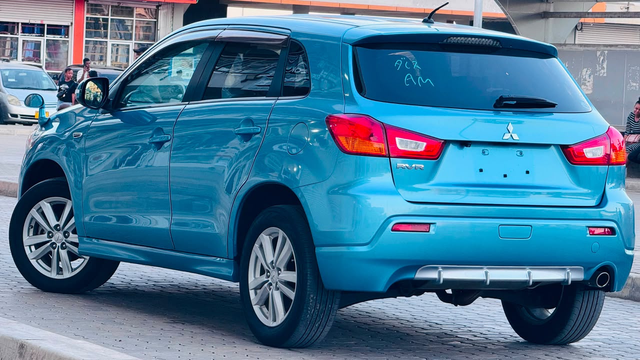 MITSUBISHI RVR thumbnail 7